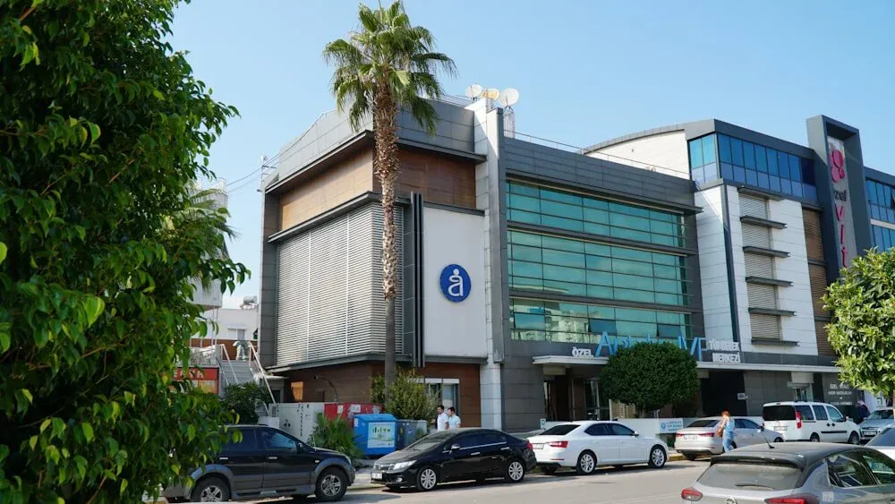 Exterior del edificio de la clínica