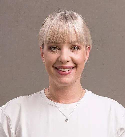 Dt. Elizaveta Çalık