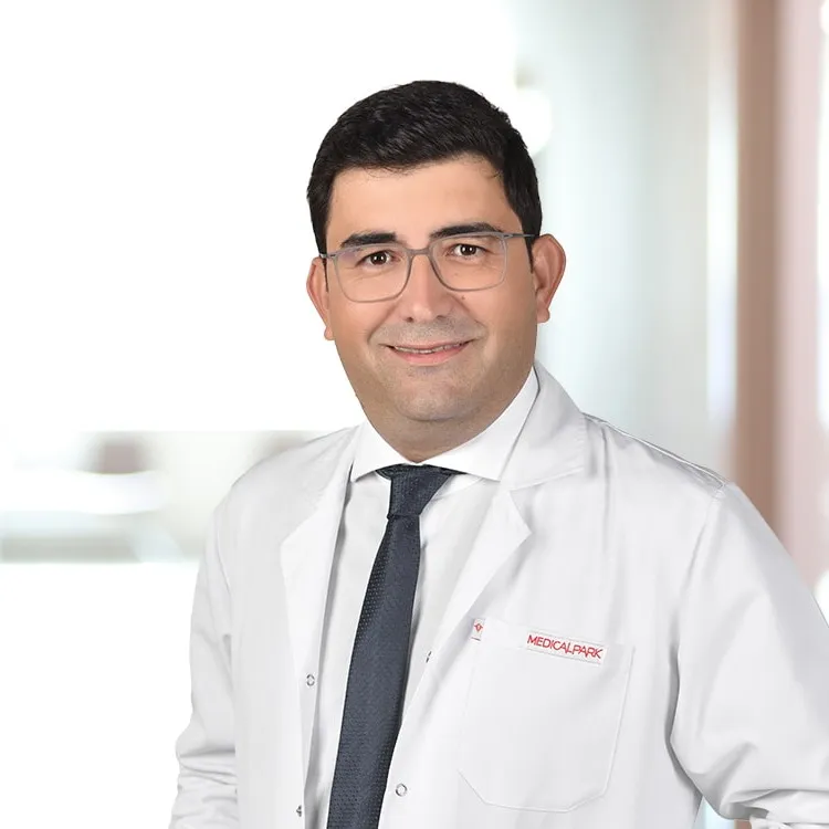 Uzm. Dr. Mustafa Serkan Alemdar